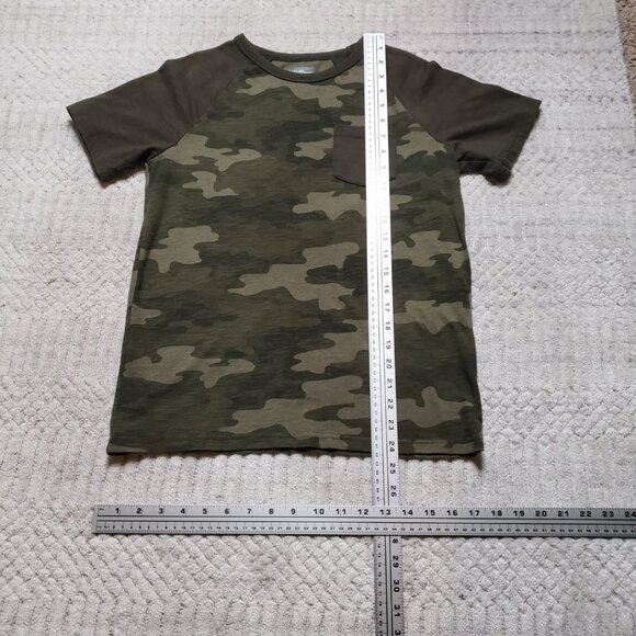 Eddie Bauer Boys Short Sleeve Camo Shirt Size L 14/16 - Picture 3 of 8